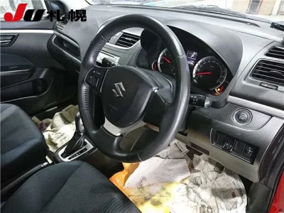 Suzuki SWIFT  с аукциона в Японии