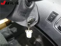 Toyota FUNCARGO лот № 11 оценка R  с аукциона в Японии 3