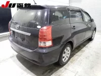 Toyota WISH лот № 9305 оценка 3  с аукциона в Японии 4