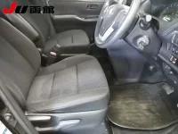 Toyota NOAH лот № 9311 оценка R  с аукциона в Японии 8