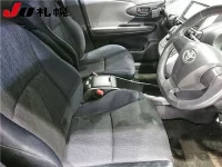 Toyota WISH лот № 52 оценка 3.5  с аукциона в Японии 4
