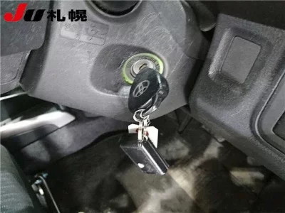 Toyota WISH  с аукциона в Японии