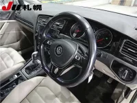 Volkswagen GOLF лот № 136 оценка 3  с аукциона в Японии 2