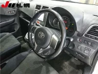 Toyota RACTIS лот № 128 оценка 3.5  с аукциона в Японии 2