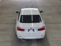 BMW 3-Series лот № 5082 оценка 4  с аукциона в Японии 2