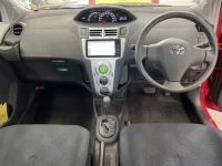 Toyota VITZ лот № 2221 оценка 4  с аукциона в Японии 4