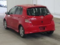 Toyota VITZ лот № 2221 оценка 4  с аукциона в Японии 1