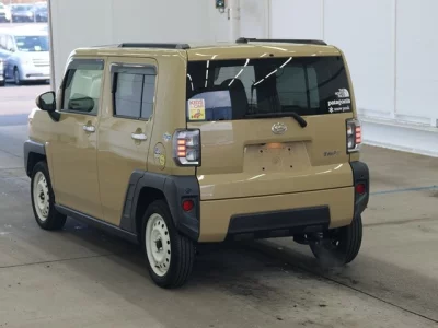 Daihatsu TAFT