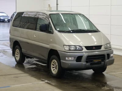 Mitsubishi DELICA