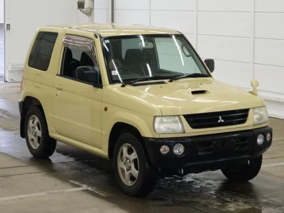 Mitsubishi PAJERO MINI