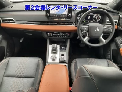 Mitsubishi OUTLANDER PHEV