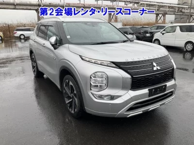 Mitsubishi OUTLANDER PHEV