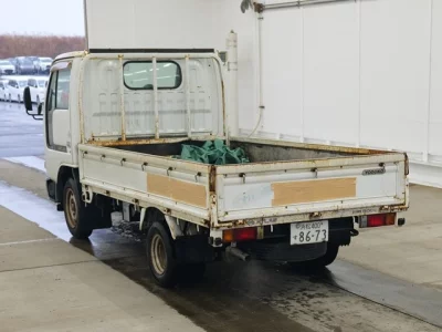 Nissan ATLAS  с аукциона в Японии