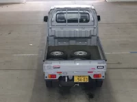 Nissan CLIPPER TRUCK лот № 2135 оценка 4  с аукциона в Японии 2