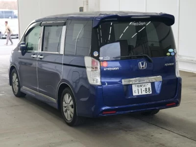 Honda STEP WAGON