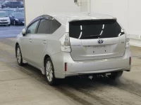 Toyota PRIUS ALPHA лот № 2291 оценка 3.5  с аукциона в Японии 1