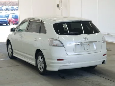 Toyota MARK X ZIO  с аукциона в Японии