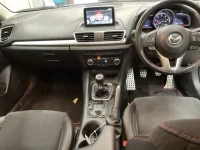 Mazda AXELA лот № 5542 оценка 3  с аукциона в Японии 4