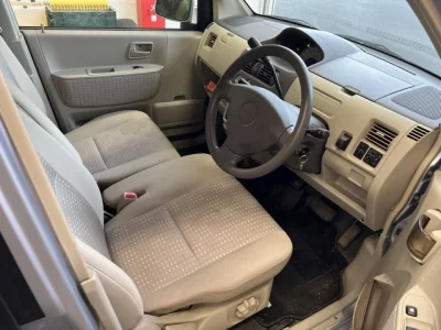 Nissan OTTI  с аукциона в Японии