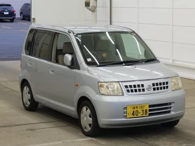 Nissan OTTI  с аукциона в Японии