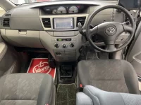 Toyota NOAH лот № 2124 оценка RA  с аукциона в Японии 4