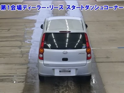 Daihatsu MIRA  с аукциона в Японии