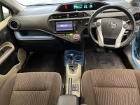 Toyota AQUA лот № 2297 оценка RA  с аукциона в Японии 4