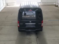Toyota HIACE VAN лот № 2176 оценка RA  с аукциона в Японии 2