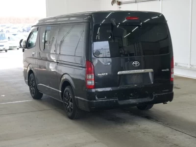 Toyota HIACE VAN  с аукциона в Японии