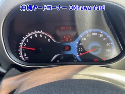 Nissan CUBE  с аукциона в Японии