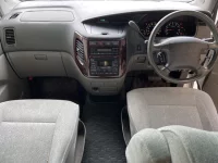 Nissan ELGRAND лот № 2121 оценка 4  с аукциона в Японии 4