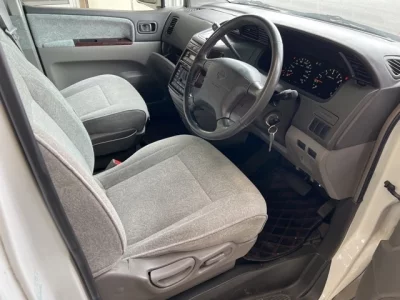 Nissan ELGRAND  с аукциона в Японии