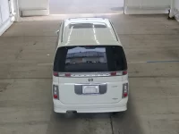 Nissan ELGRAND лот № 2171 оценка 3  с аукциона в Японии 2