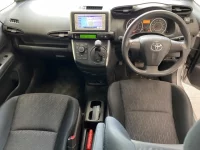 Toyota WISH лот № 2247 оценка RA  с аукциона в Японии 4