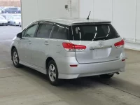 Toyota WISH лот № 2247 оценка RA  с аукциона в Японии 1
