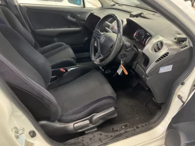 Honda STREAM  с аукциона в Японии