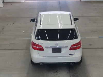 Mercedes-Benz B CLASS