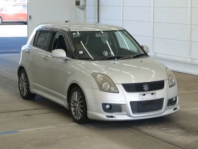 Suzuki SWIFT  с аукциона в Японии