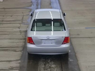 Toyota COROLLA AXIO  с аукциона в Японии