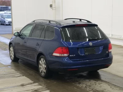 Volkswagen GOLF VARIANT