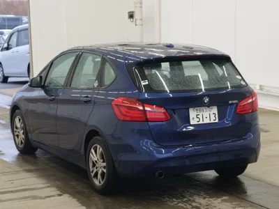 BMW 2-Series  с аукциона в Японии