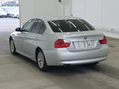 BMW 3-Series  с аукциона в Японии