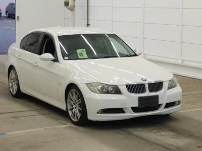 BMW 3-Series  с аукциона в Японии