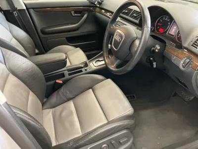 Audi A4  с аукциона в Японии