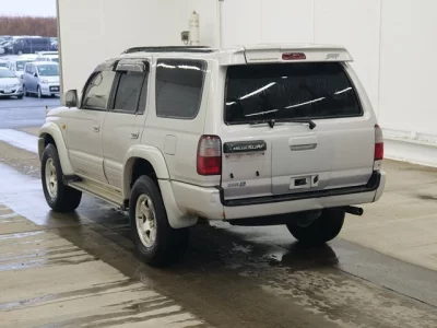 Toyota HILUX SURF  с аукциона в Японии