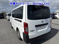 Nissan CARAVAN VAN лот № 43165 оценка 3  с аукциона в Японии 1