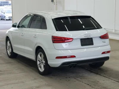 Audi Q3  с аукциона в Японии