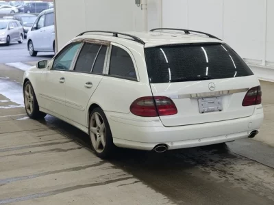 Mercedes-Benz E CLASS WAGON