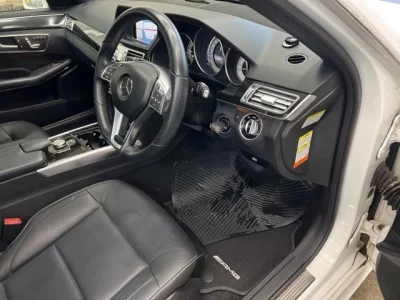 Mercedes-Benz E CLASS WAGON