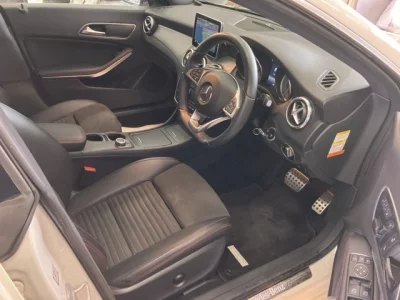 Mercedes-Benz CLA CLASS